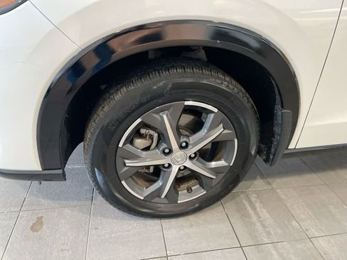 Used 2023 Honda HR-V EX-L image 8