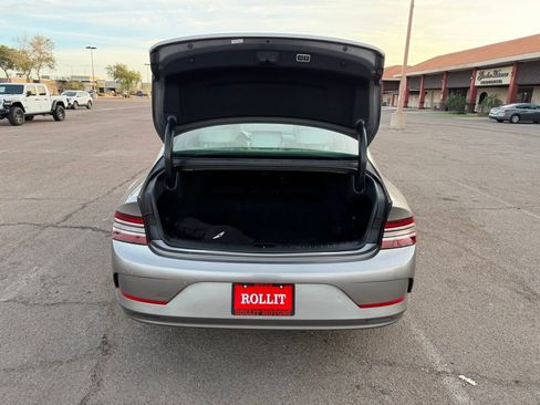Used 2023 Genesis G80 image 12