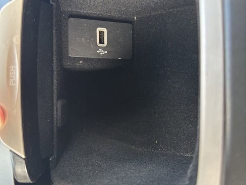 Used 2017 Lincoln MKX Reserve w/ Lincoln MKX Climate Package image 26