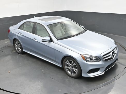 Used 2015 Mercedes-Benz E 350 Sedan image 35
