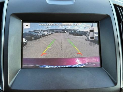 Used 2018 Ford Edge Titanium w/ Ford Safe & Smart Package AWD/4WD image 13
