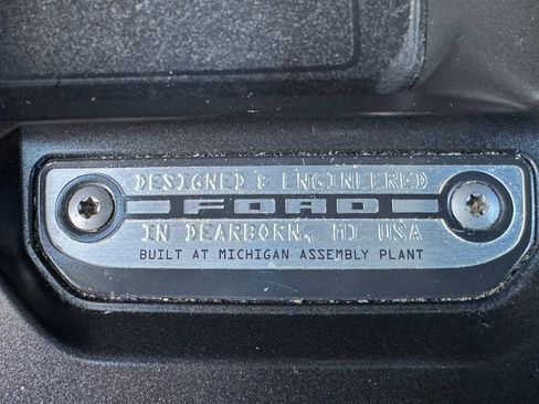 Used 2023 Ford Bronco Badlands image 45