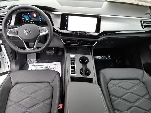 New 2026 Volkswagen Atlas Cross Sport SE image 9