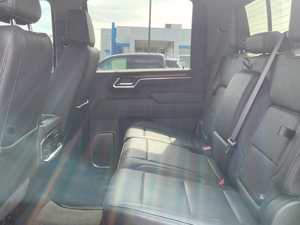 Used 2025 GMC Sierra 2500 Denali w/ Denali Reserve Package AWD/4WD image 30