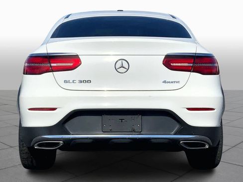 Used 2017 Mercedes-Benz GLC 300 4MATIC Coupe image 4