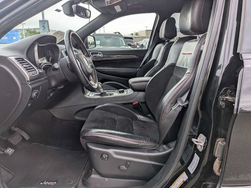 Used 2018 Jeep Grand Cherokee Trailhawk AWD/4WD image 15