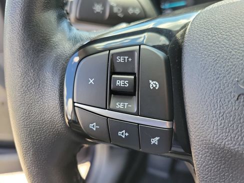 Used 2021 Ford Escape SE w/ Cold Weather Package FWD image 22
