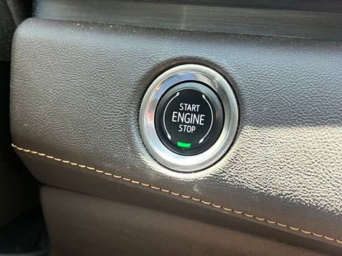 Used 2021 Cadillac Escalade Premium Luxury w/ Driver Assist Tech Package RWD image 20