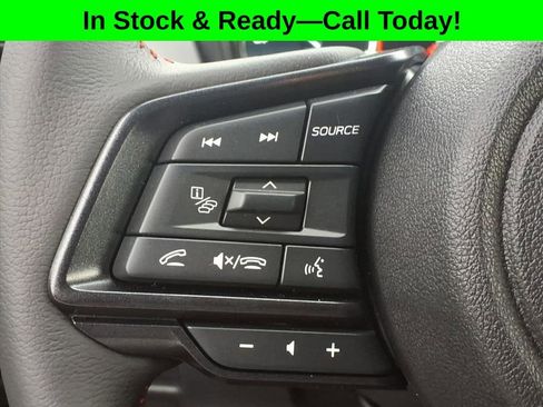 New 2026 Subaru Crosstrek 2.5i Limited w/ Crosstrek Mirror Package image 19