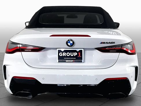 Used 2023 BMW M440i Convertible w/ Premium Package RWD image 5