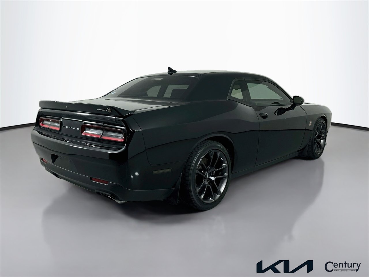 Used 2022 Dodge Challenger R/T Scat Pack RWD image 5