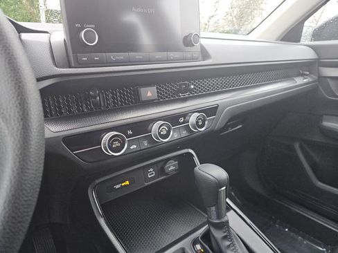 Used 2023 Honda CR-V LX image 25