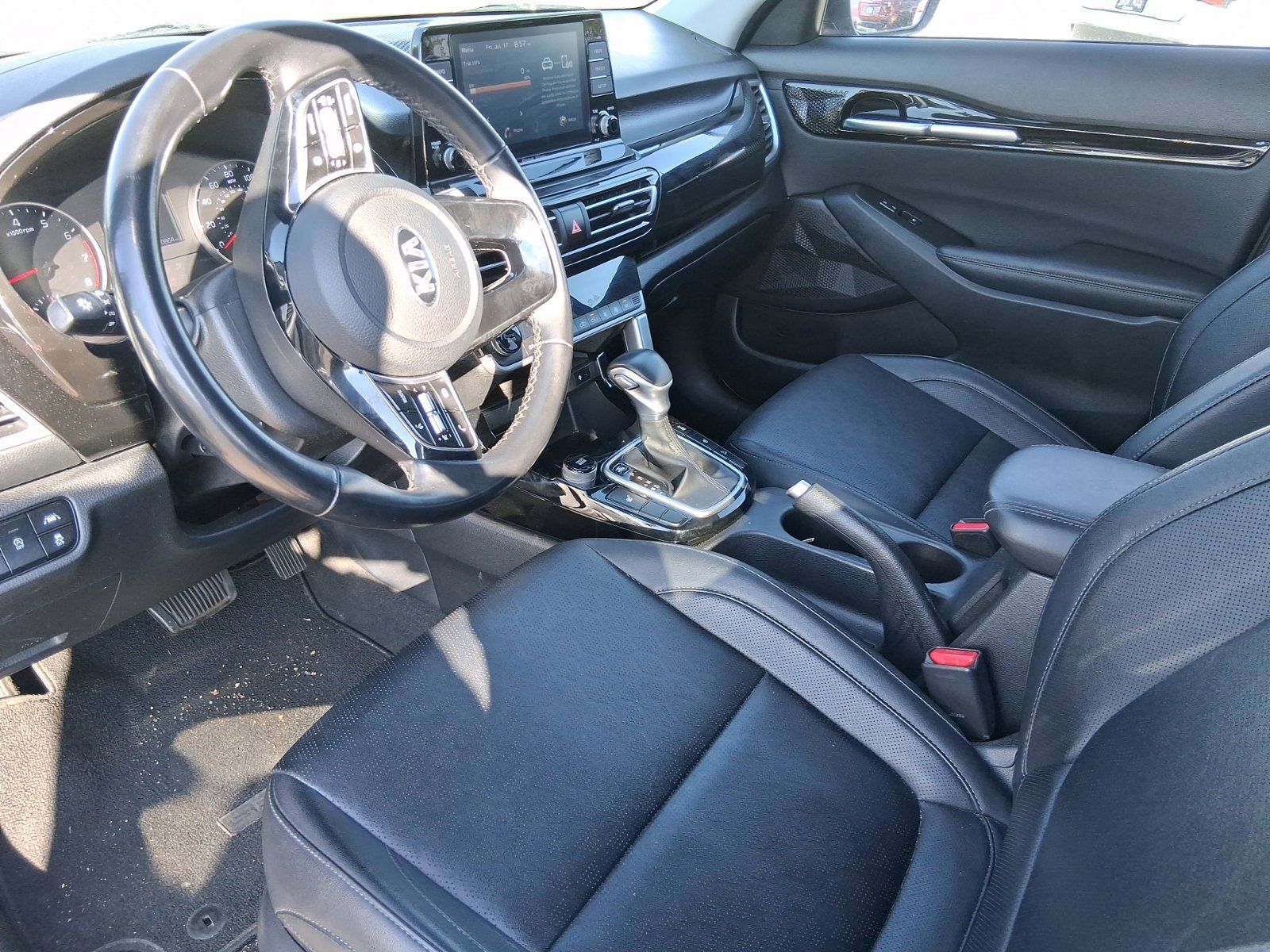 Used 2021 Kia Seltos EX AWD/4WD image 7