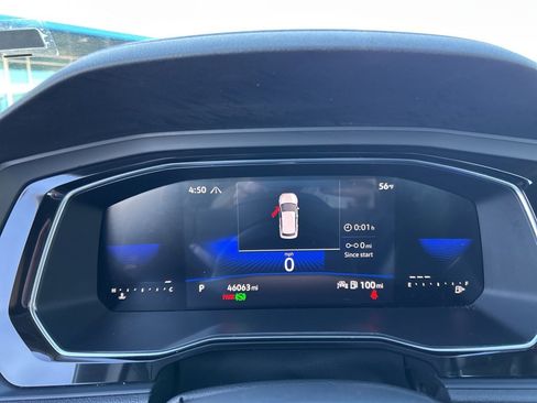 Used 2024 Volkswagen Jetta SE image 19