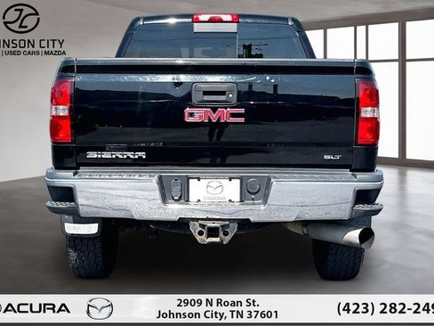 Used 2015 GMC Sierra 2500 SLT w/ Suspension Package, Off-Road RWD image 4