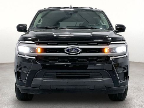 Used 2023 Ford Expedition XLT RWD image 4