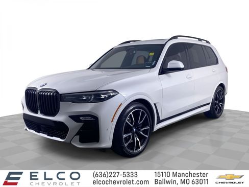 Used 2022 BMW X7 xDrive40i w/ M Sport Package AWD/4WD image 1
