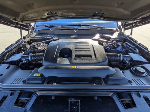 Used 2020 Land Rover Range Rover Sport HSE image 31