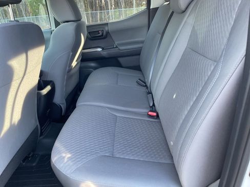 Used 2023 Toyota Tacoma SR5 w/ Technology Package image 9