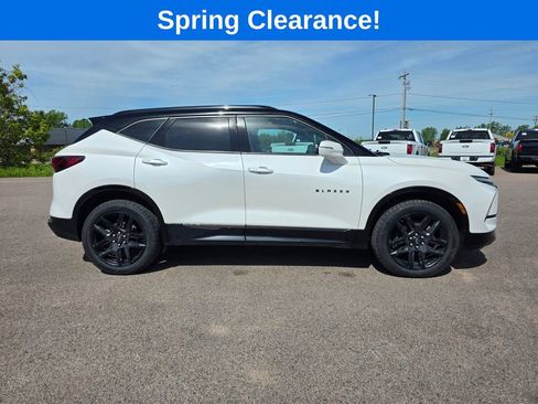 Used 2024 Chevrolet Blazer RS w/ Driver Confidence II Package AWD/4WD image 8