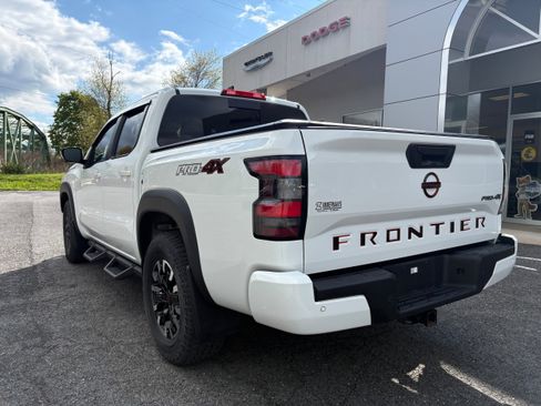 Used 2023 Nissan Frontier PRO-4X w/ Pro Convenience Package AWD/4WD image 9