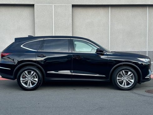 Certified 2024 Acura MDX SH-AWD image 3