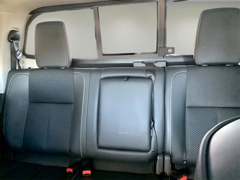 Used 2018 Nissan Titan PRO-4X w/ Pro-4x Utility Package image 40