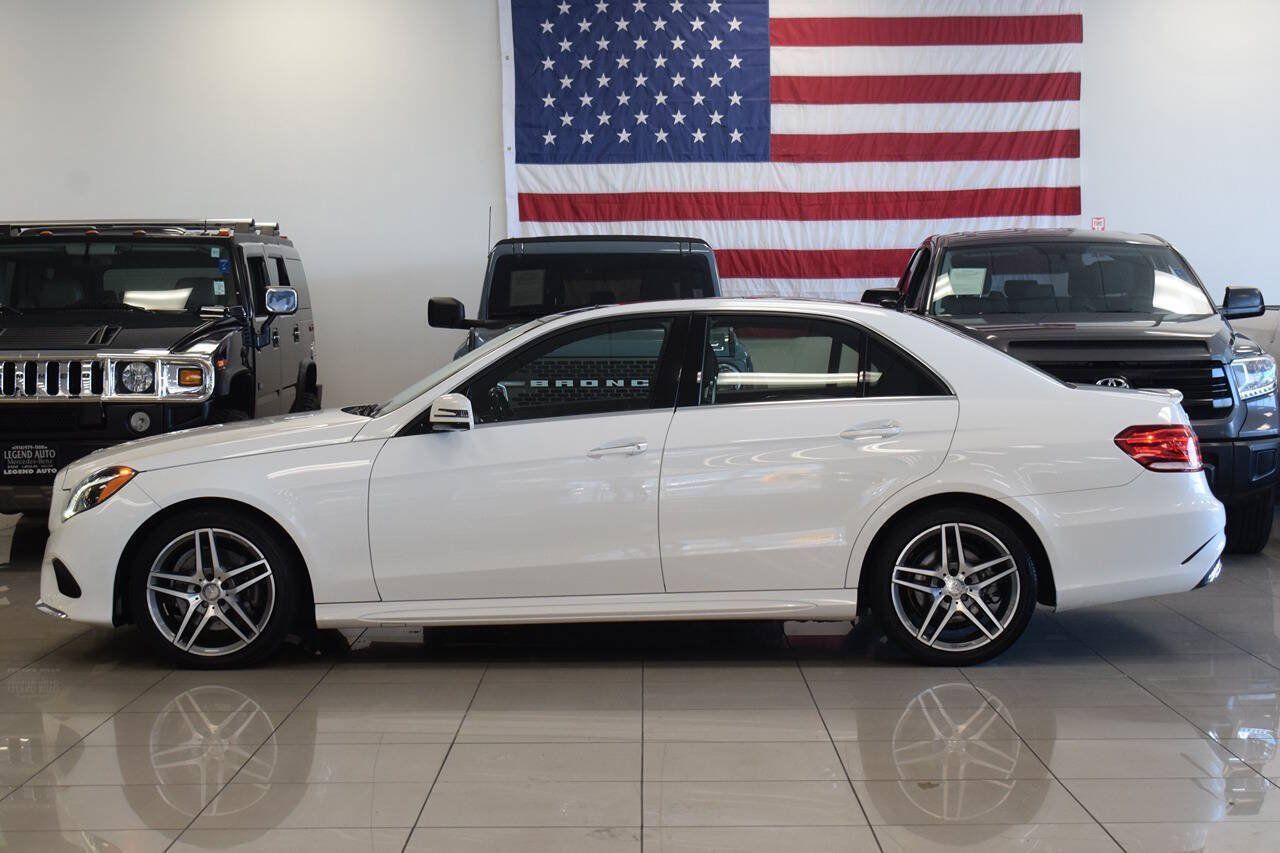 Used 2016 Mercedes-Benz E 400 Sedan image 4