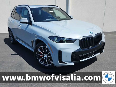 New 2026 BMW X5 xDrive50e w/ M Sport Package AWD/4WD image 1