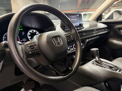 Used 2024 Honda HR-V LX image 15