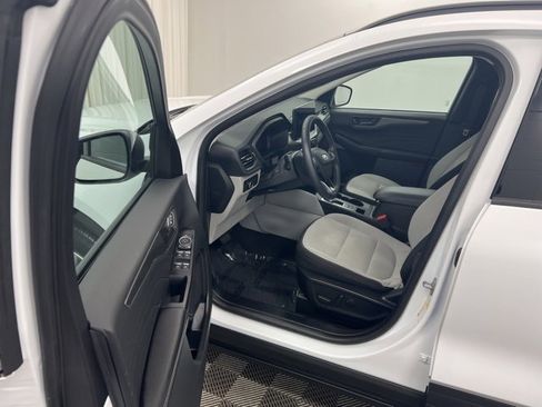 Used 2023 Ford Escape Active w/ Tech Pack #1 image 12