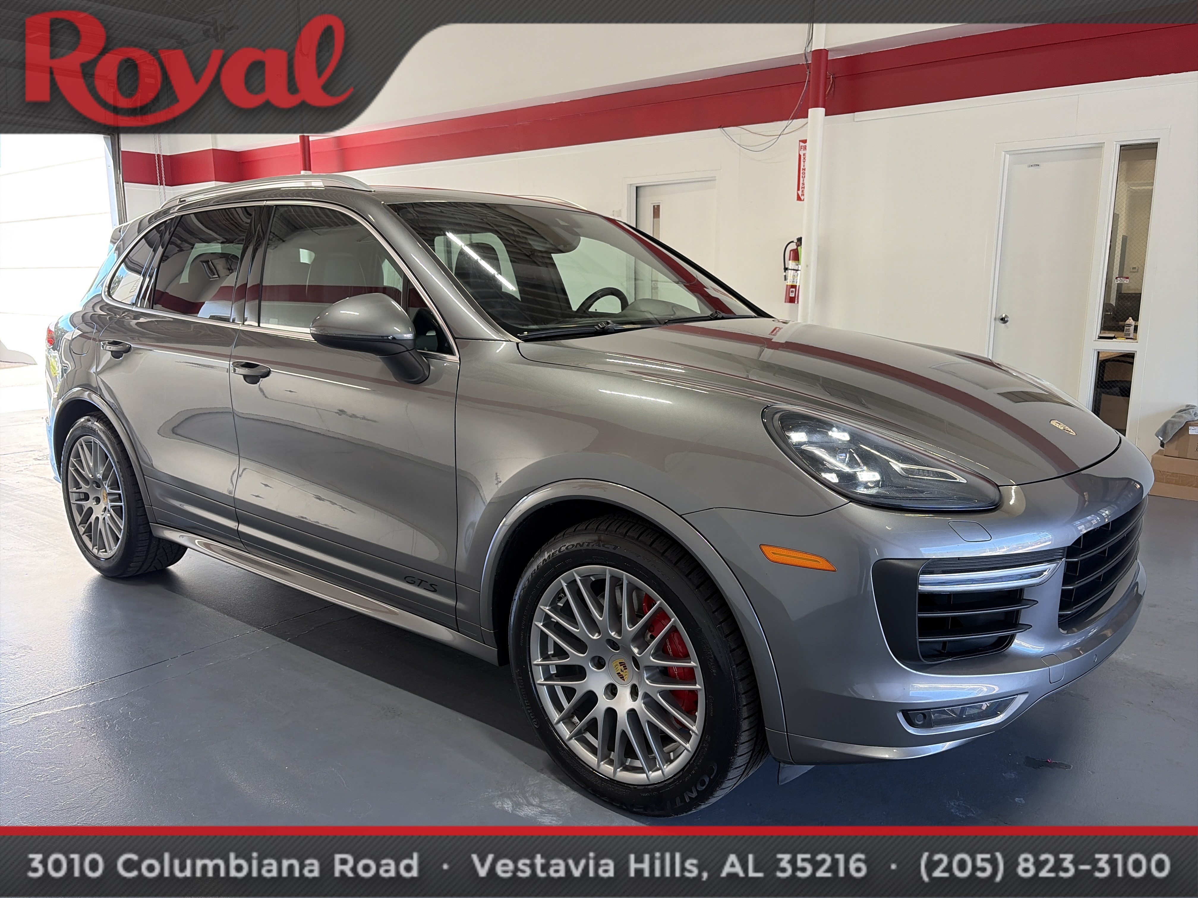 Used 2017 Porsche Cayenne GTS AWD/4WD image 9