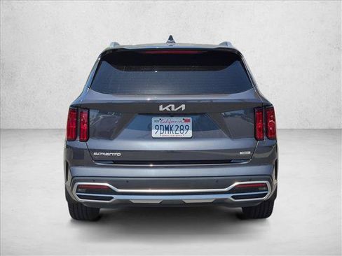 Used 2023 Kia Sorento SX Prestige w/ Panoramic Sunroof Package AWD/4WD image 6