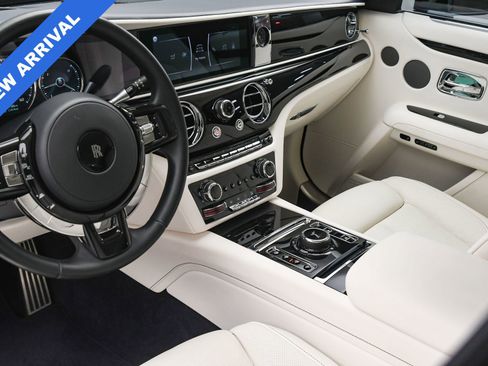 Used 2023 Rolls-Royce Ghost image 41