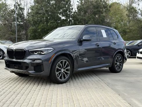 Used 2021 BMW X5 xDrive40i w/ M Sport Package image 2