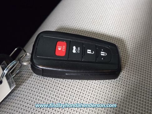 Used 2022 Toyota Corolla LE w/ LE Premium Package FWD image 31