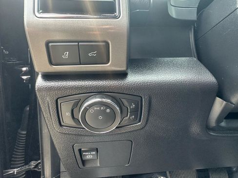 Used 2020 Ford Expedition XLT w/ Equipment Group 202A RWD image 44