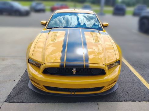 Used 2013 Ford Mustang Boss 302 RWD image 4