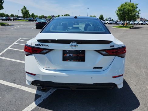 Used 2023 Nissan Sentra SR w/ Midnight Edition Package FWD image 14