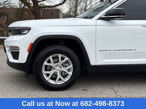 Used 2023 Jeep Grand Cherokee Limited w/ Luxury Tech Group II image 5