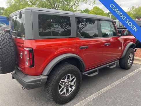 Used 2024 Ford Bronco Badlands AWD/4WD image 3