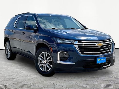 Used 2023 Chevrolet Traverse LT w/ LPO, Floor Liner Package AWD/4WD image 1