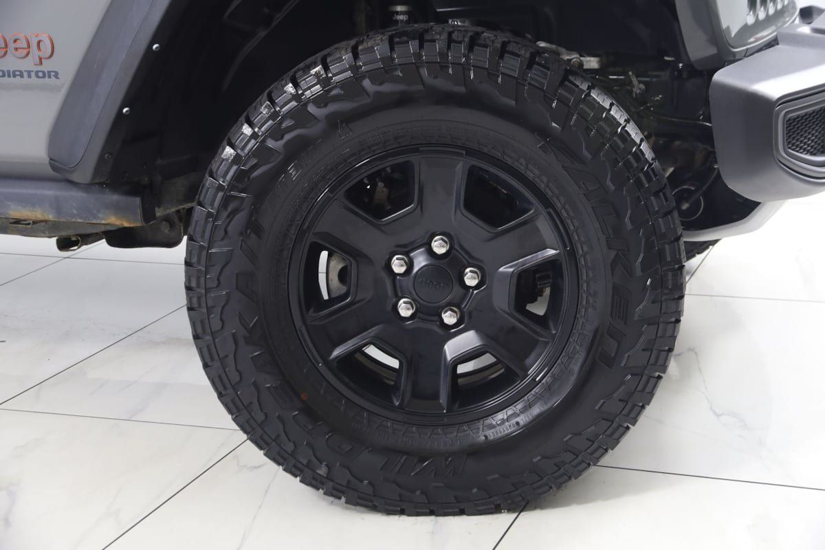 Used 2021 Jeep Gladiator Mojave w/ LED Lighting Group AWD/4WD image 14