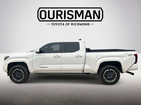 Used 2024 Toyota Tacoma TRD Sport image 9