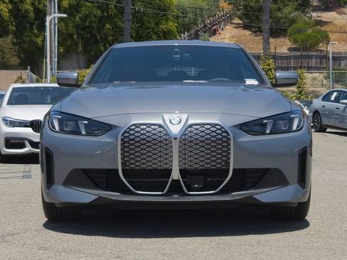 New 2026 BMW i4 eDrive40 w/ Premium Package RWD image 2