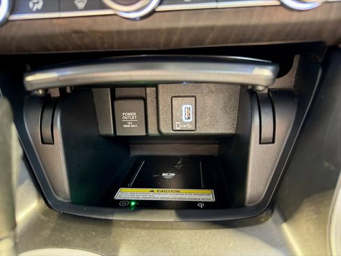 Used 2018 Honda Accord Touring image 22