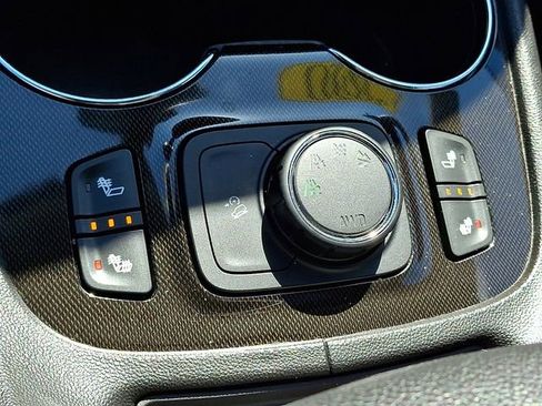 Used 2020 GMC Acadia AT4 image 25