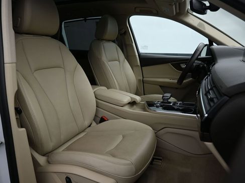 Used 2019 Audi Q7 3.0T Prestige image 27