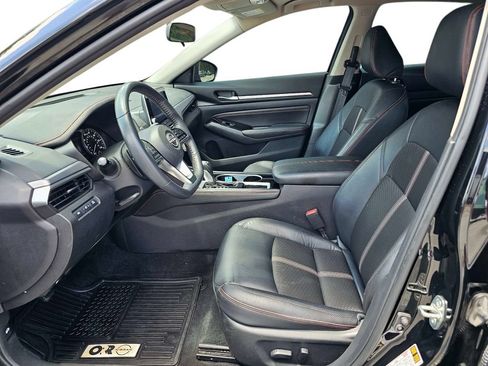 Used 2023 Nissan Altima 2.5 SR FWD image 17