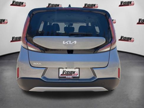 Used 2024 Kia Soul LX w/ Option Group 015 FWD image 7